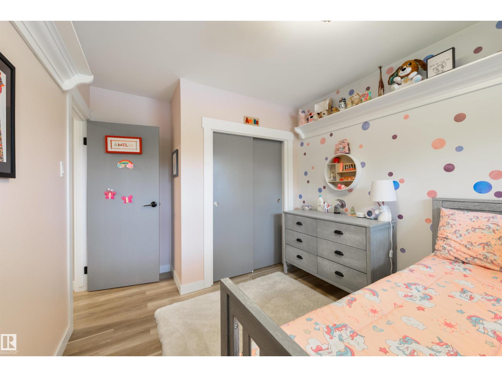 14307 86 AV NW - 18