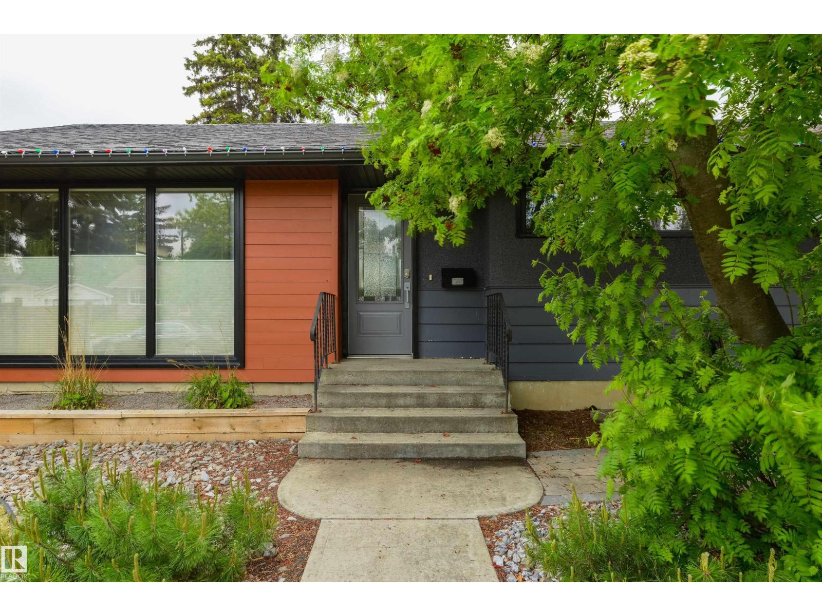 14307 86 AV NW - Image 2