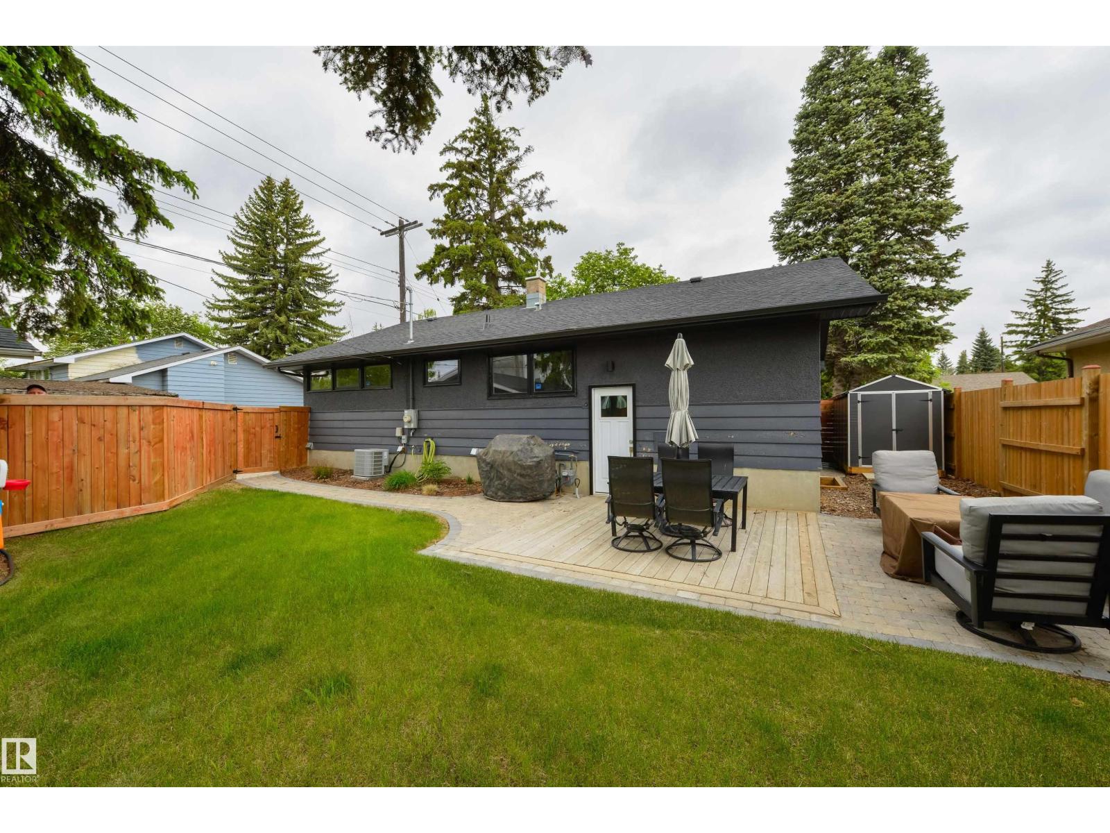 14307 86 AV NW - 31