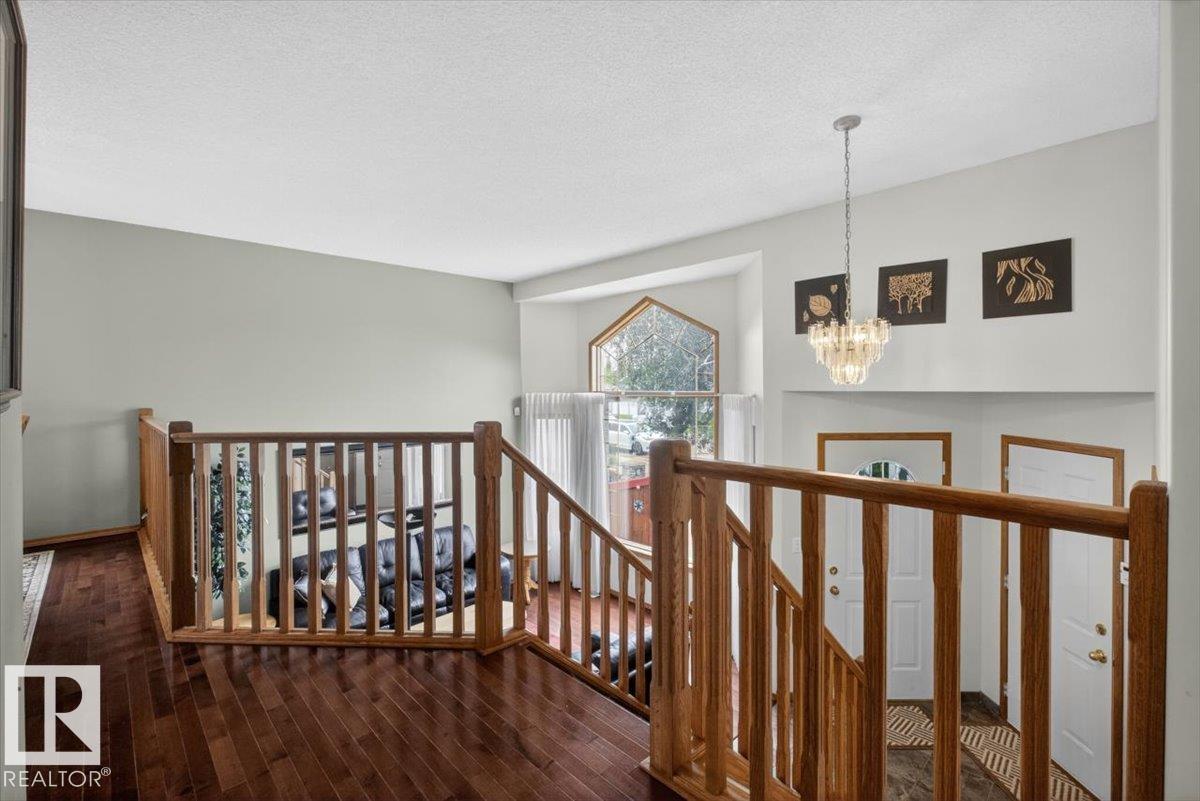 3928 30 ST NW - 11