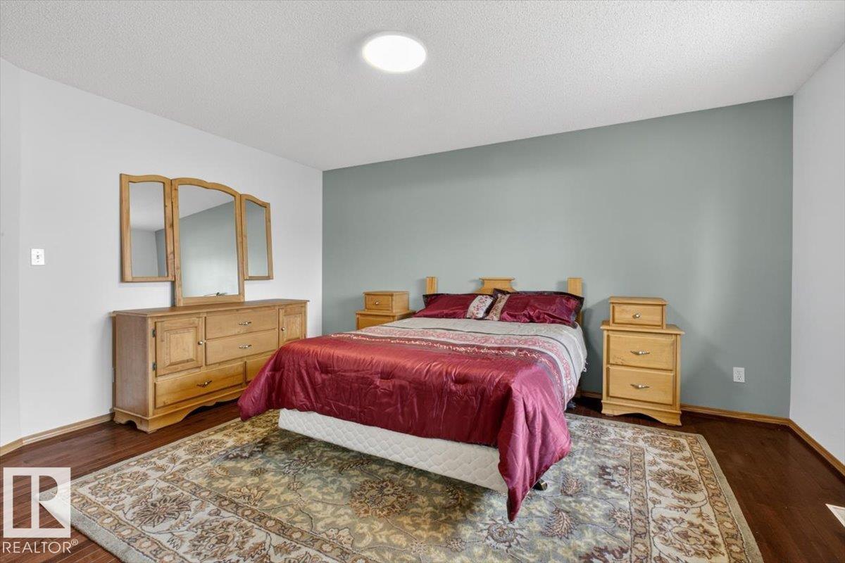 3928 30 ST NW - 24