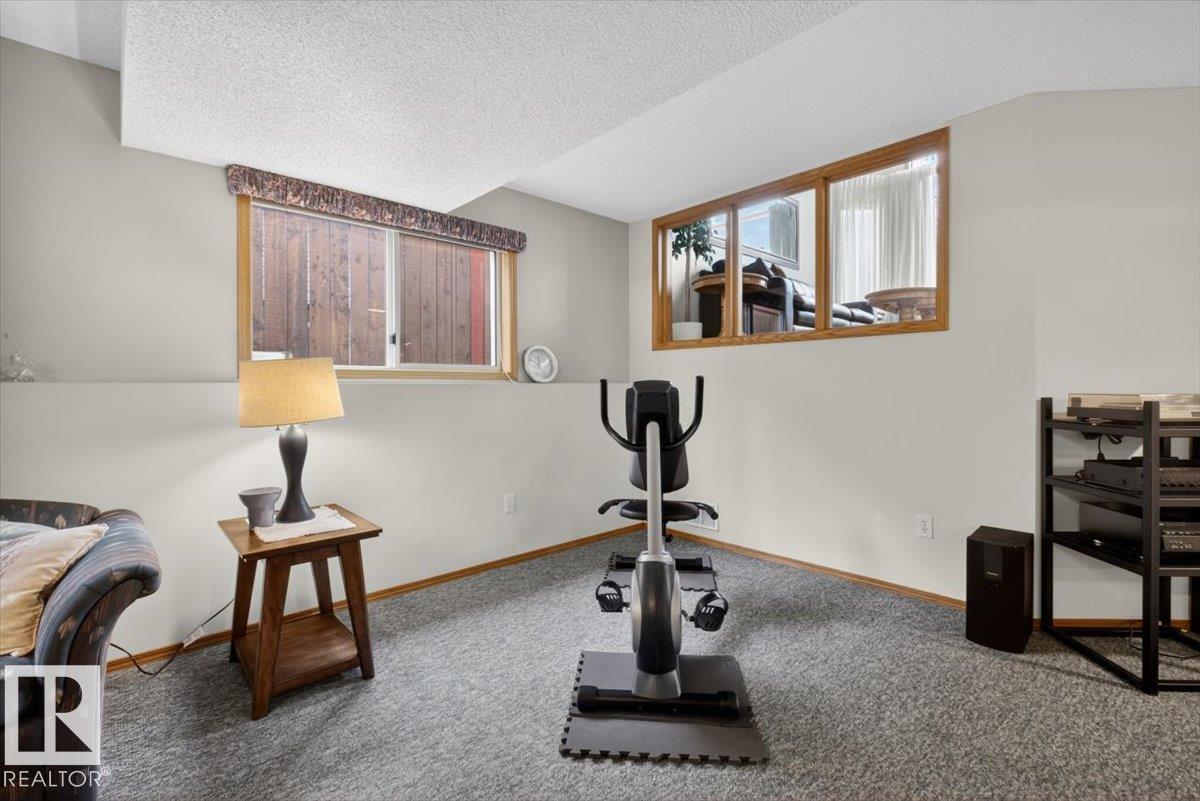 3928 30 ST NW - 36