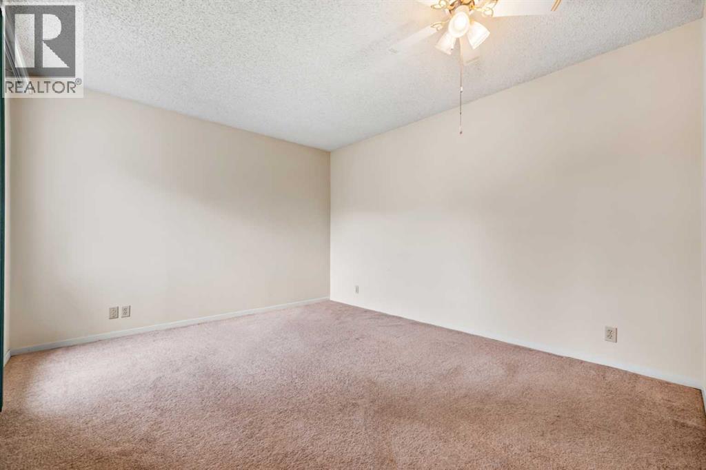 #9 3200 60 Street NE - 19