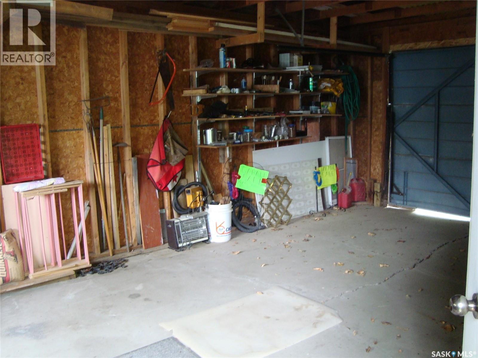 260 6th AVENUE E - 25