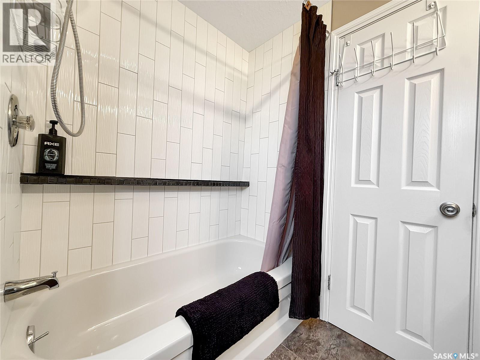 48 Lakeview DRIVE - 26