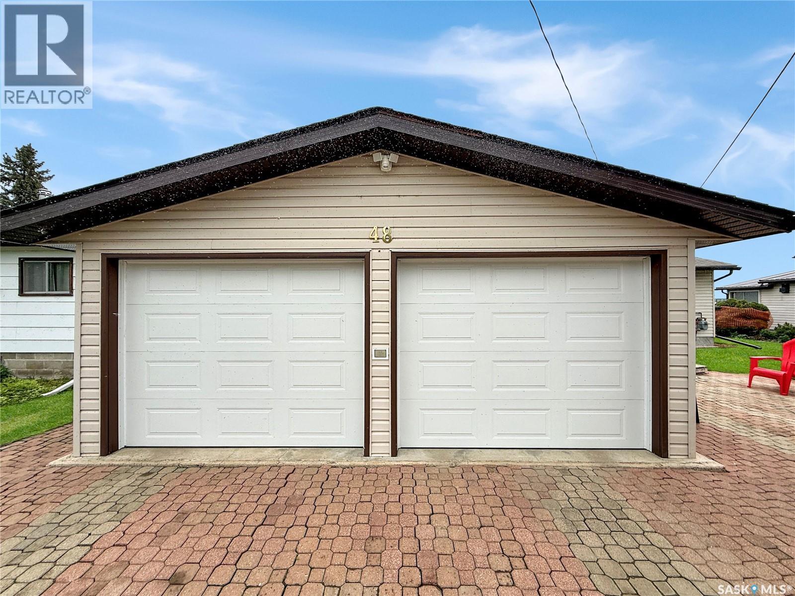 48 Lakeview DRIVE - 43