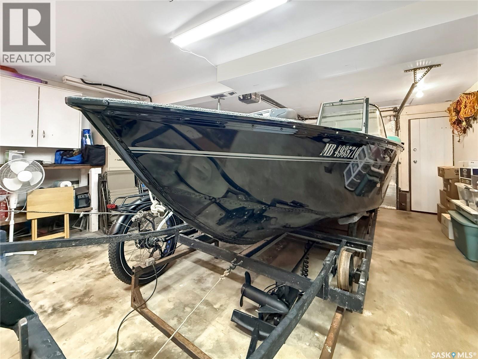 48 Lakeview DRIVE - 44