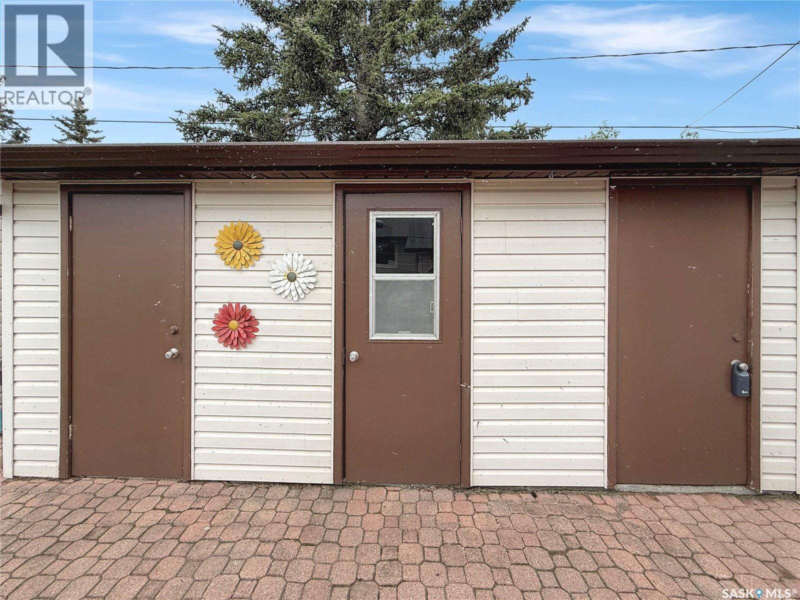 48 Lakeview DRIVE - 46