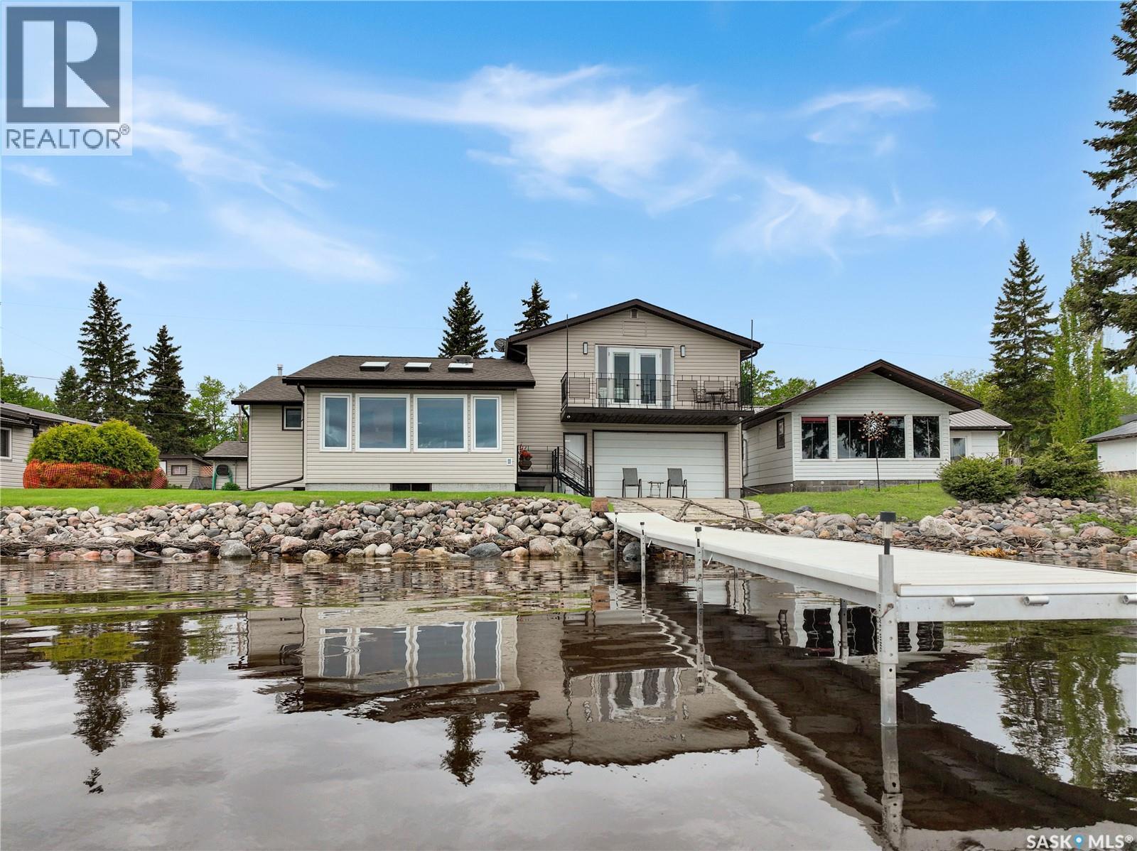 48 Lakeview DRIVE - 50