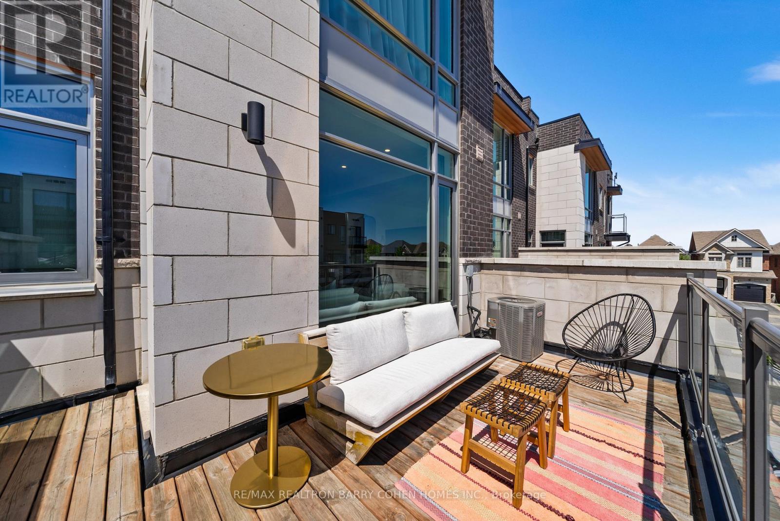8 HERIOT PLACE - 19