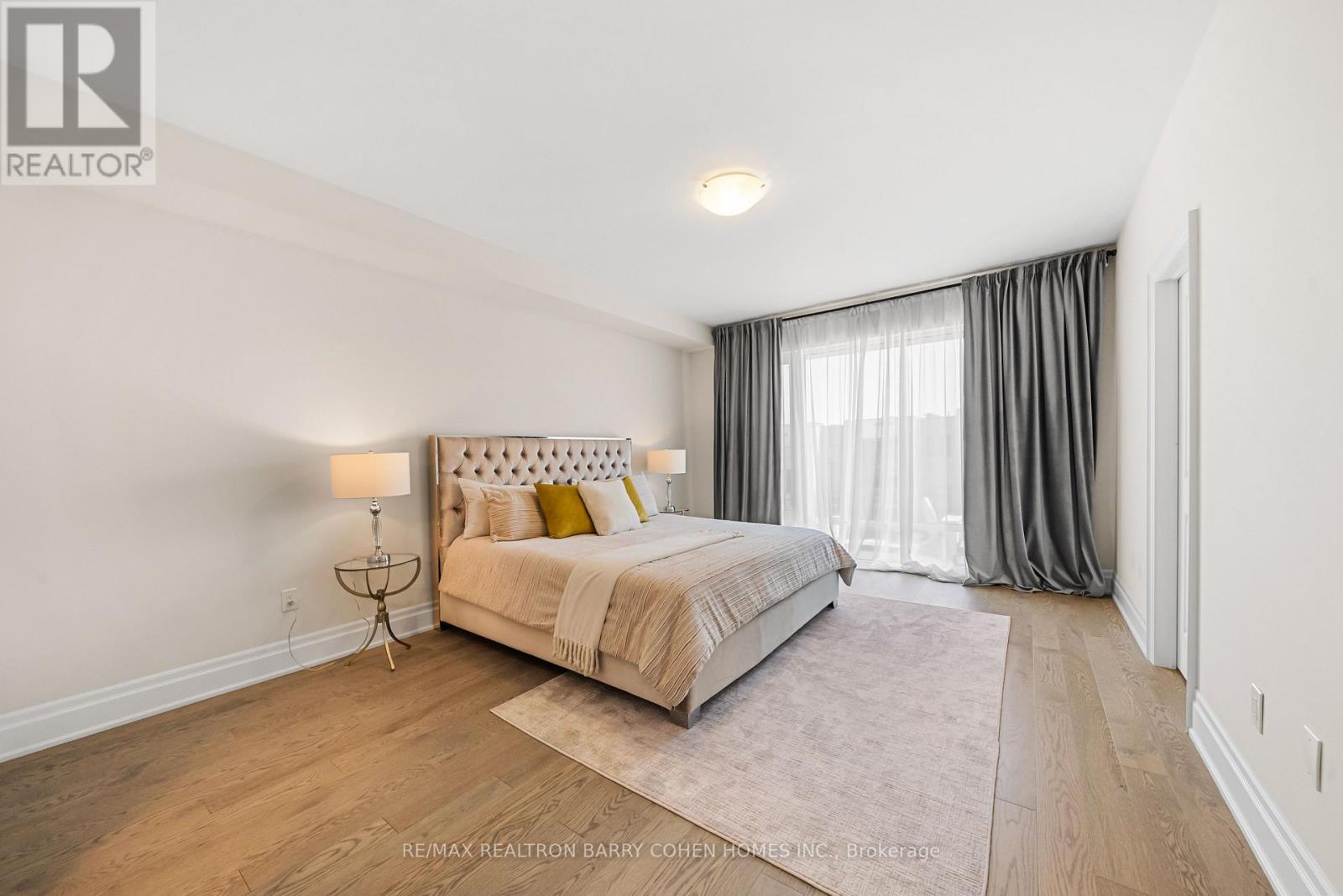 8 HERIOT PLACE - 24