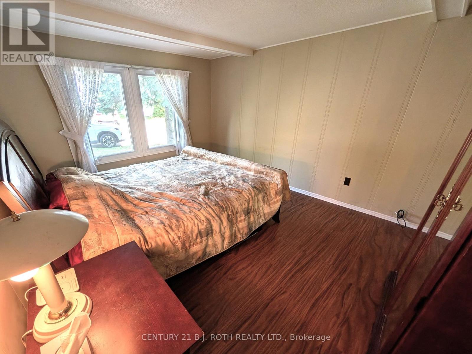 66 LINDEN LANE - 15