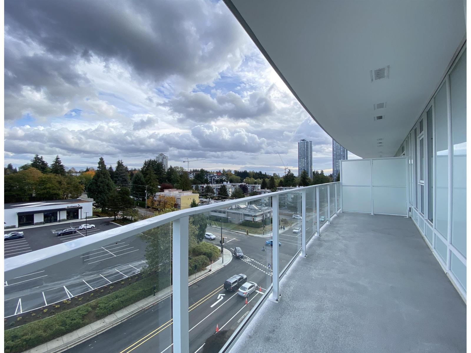 2 Bed, 2 Bath Apartment for Rent in Surrey – 602 13685 102 AVENUE, Surrey – MLS# R3132913 - Image 3