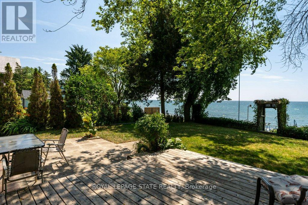 2592 LAKESHORE ROAD - 39