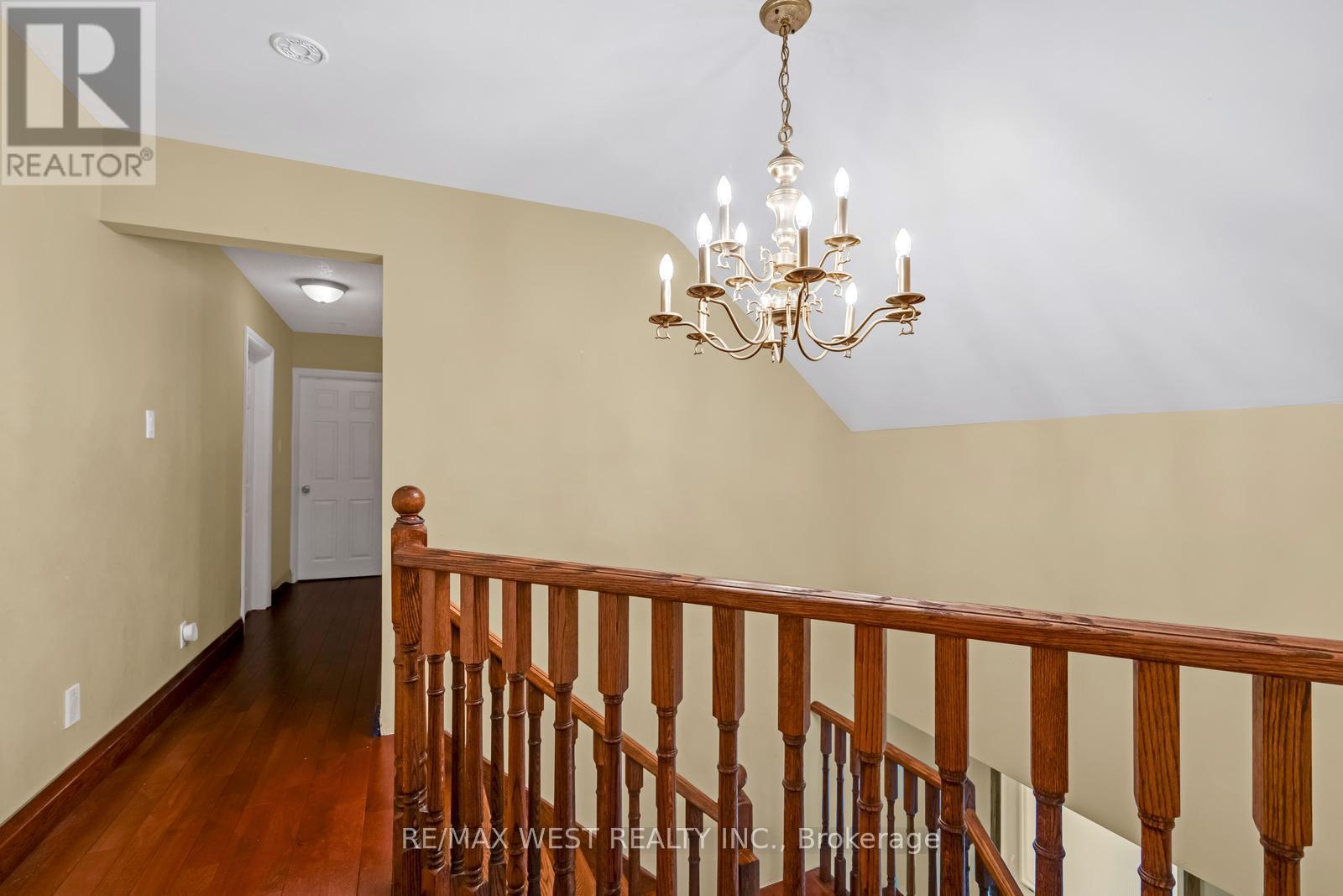 45 MARYSFIELD DRIVE - 20