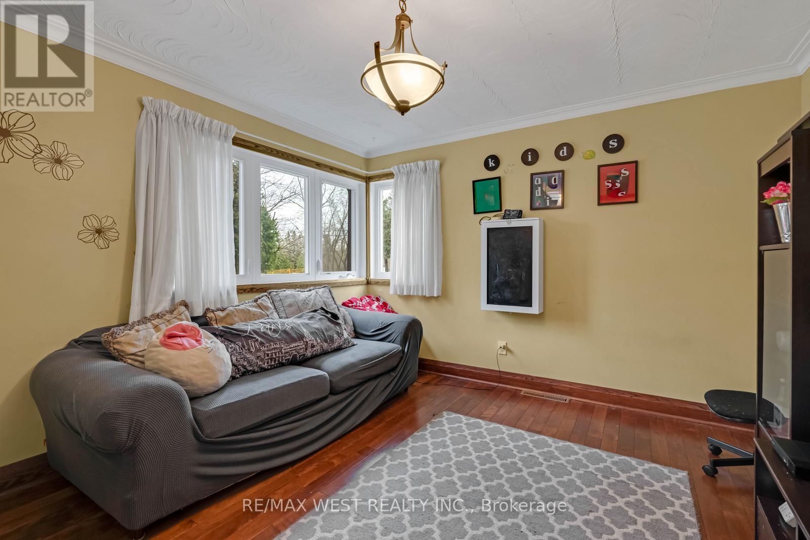 45 MARYSFIELD DRIVE - 8