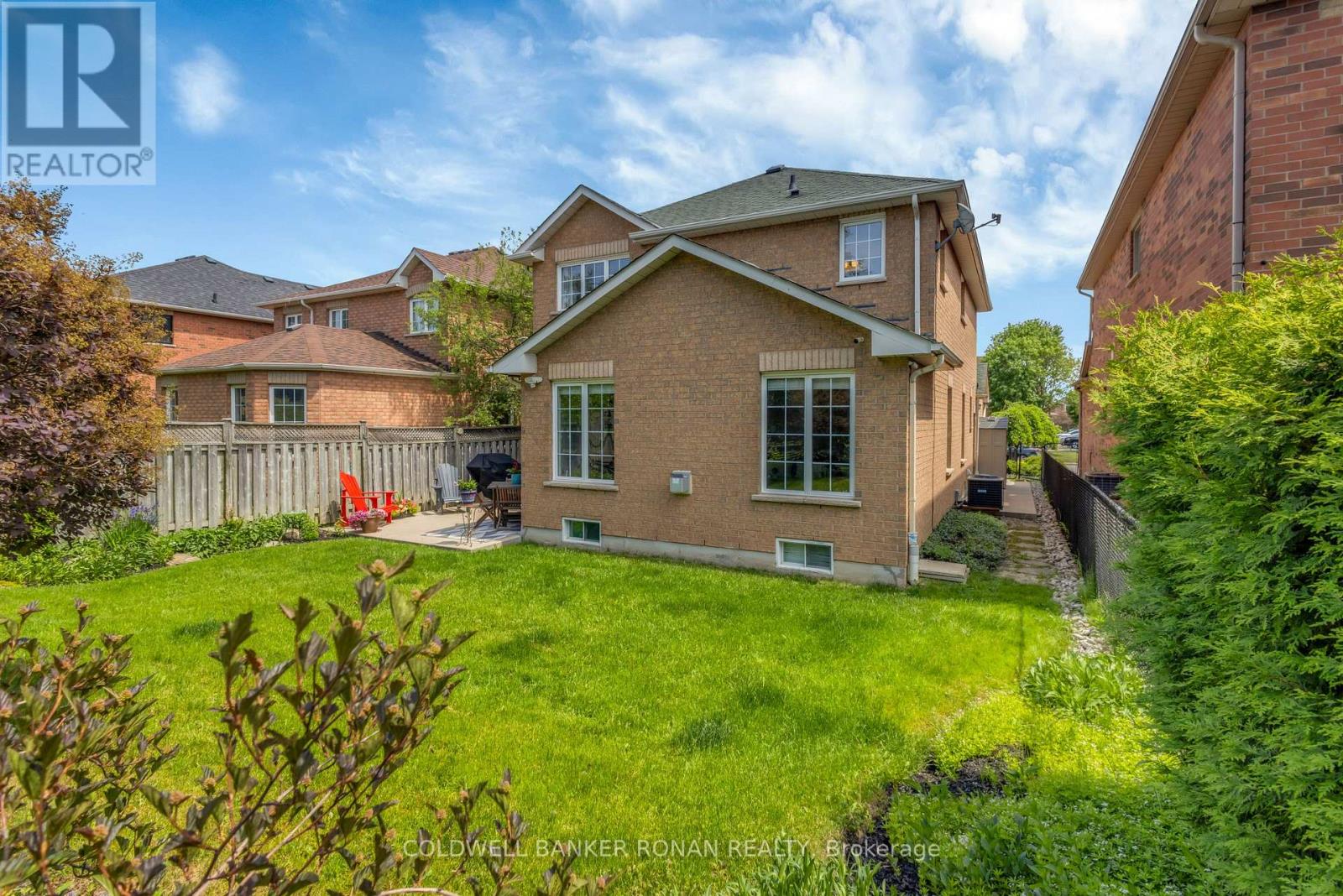 44 BACCARAT CRESCENT - 39