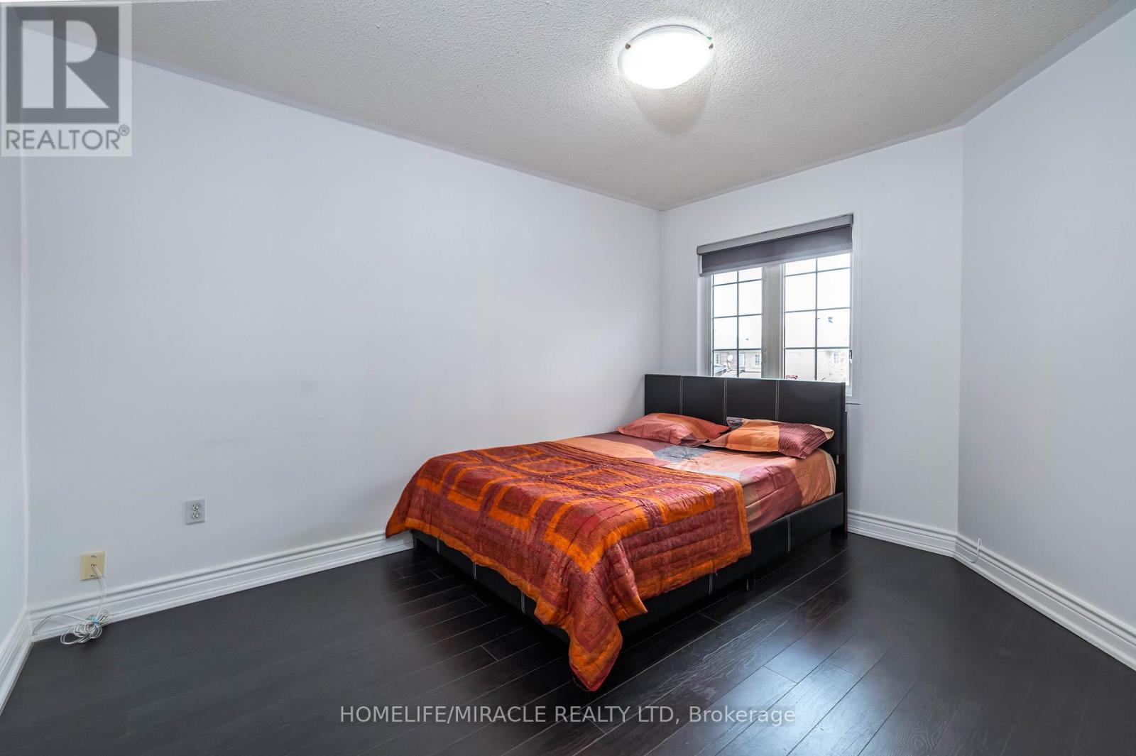 17 BAHA CRESCENT - 20