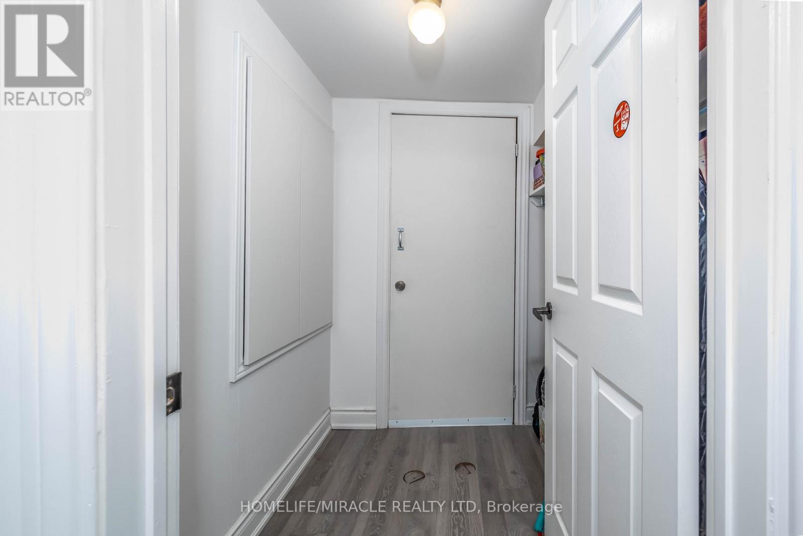 17 BAHA CRESCENT - 37