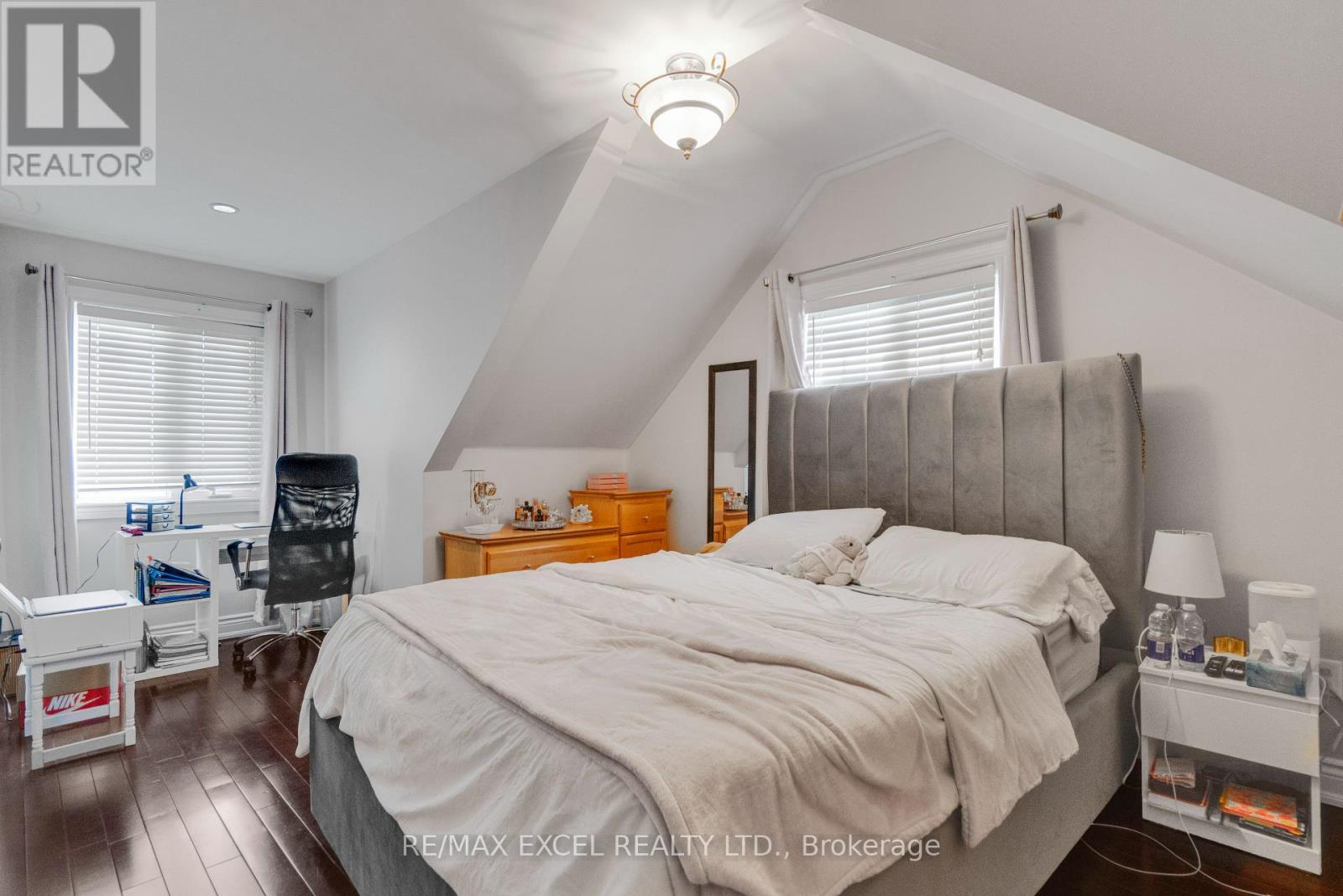 381 NIAR AVENUE - 24