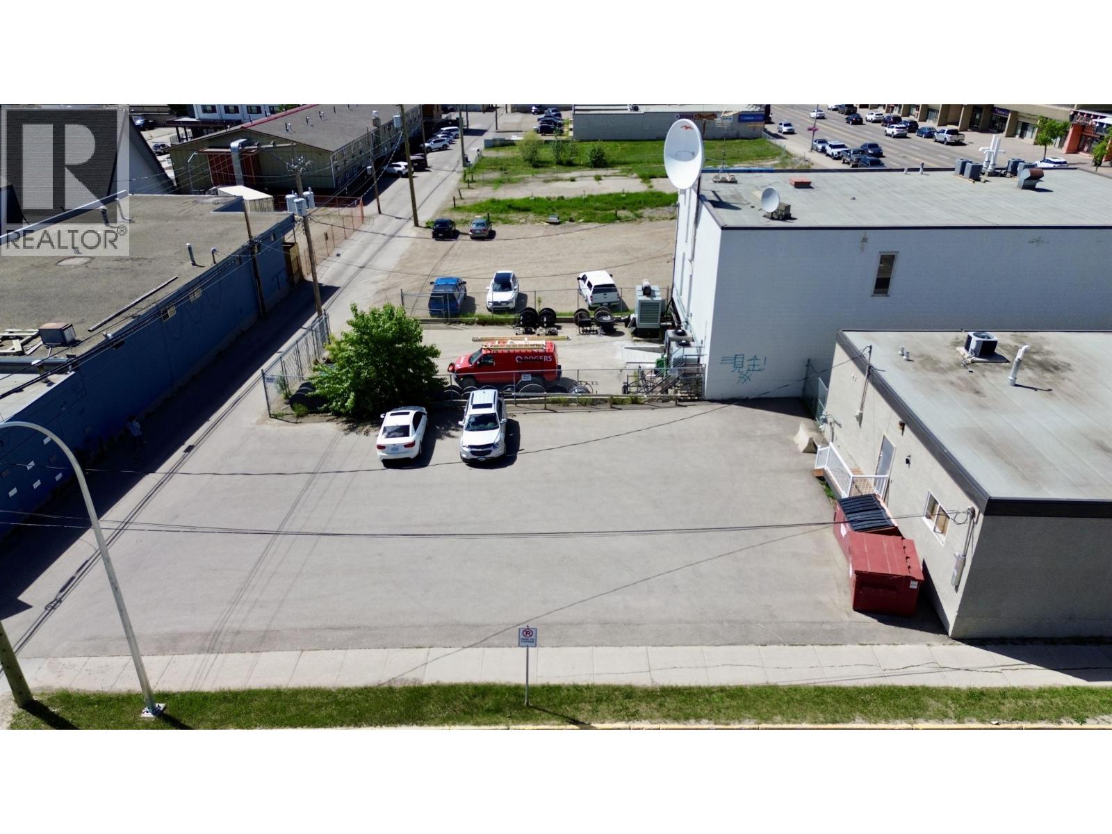 9807 100 AVENUE, Fort St. John — photo 3