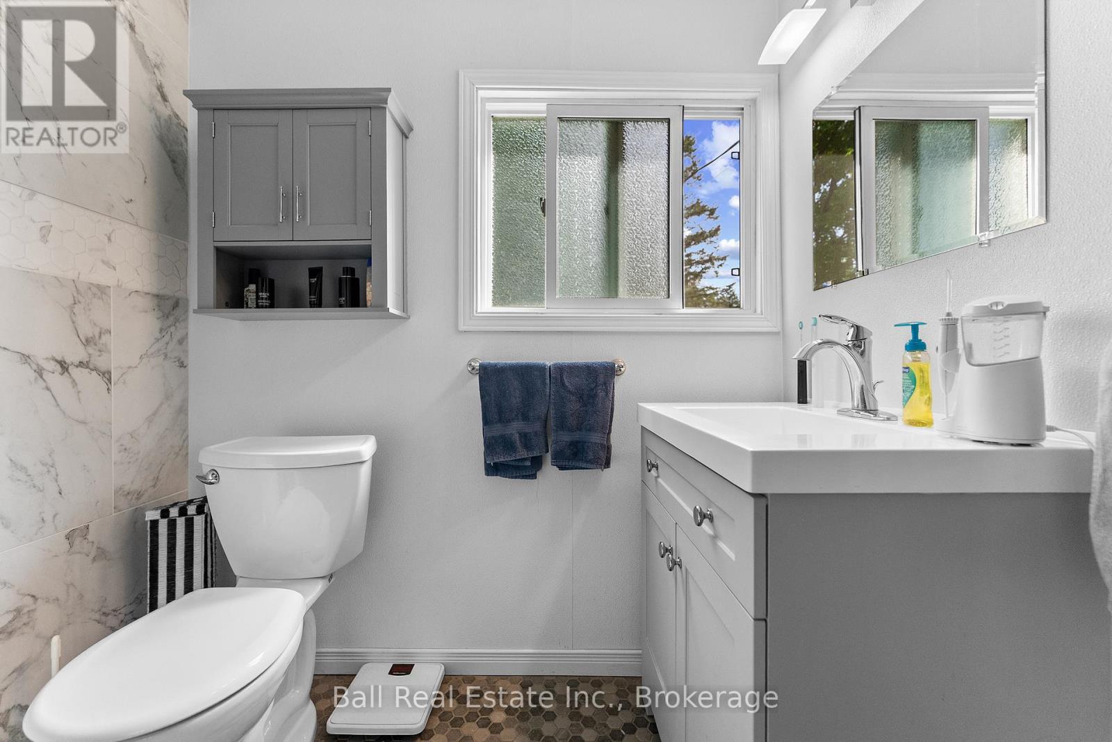 29 SIDDON LAKE PLACE - 20