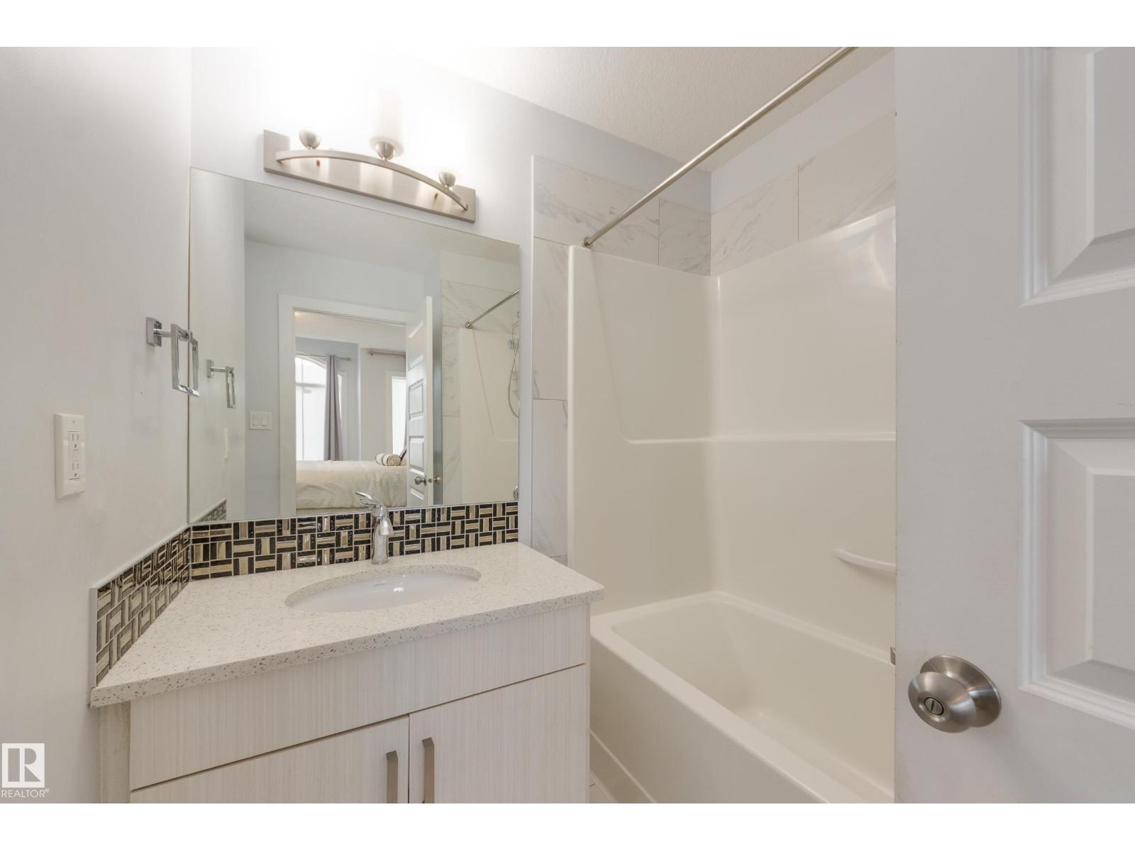 #66- 723 172 ST SW - 9