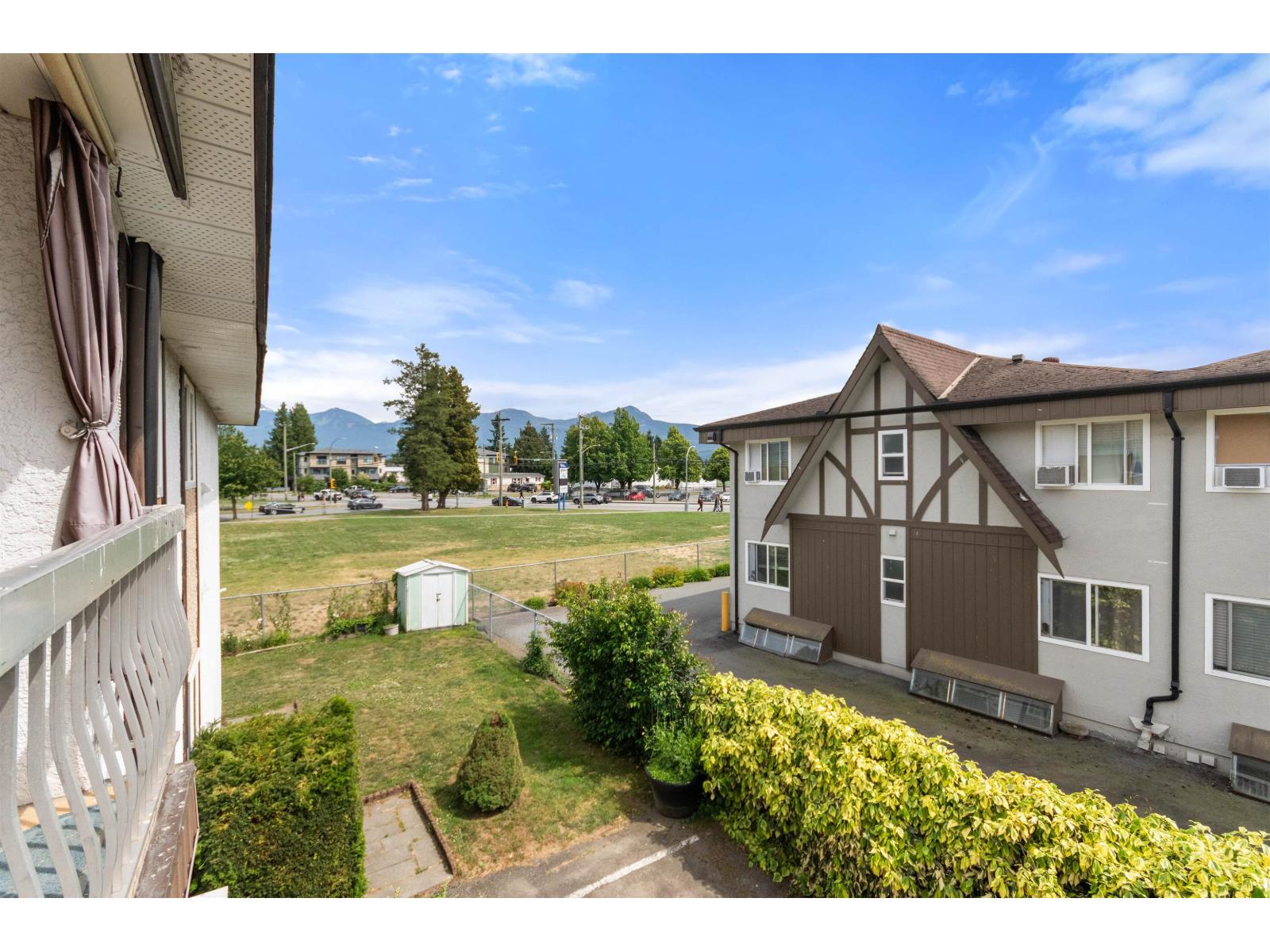203 9516 ROTARY STREET, Chilliwack Proper East, Chilliwack