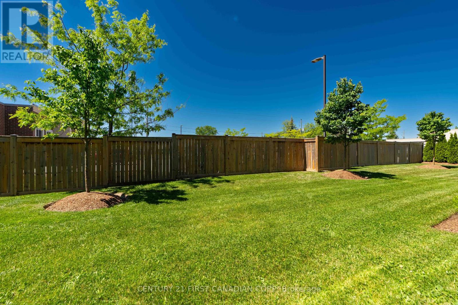 #104 263 BUTLER STREET - 13