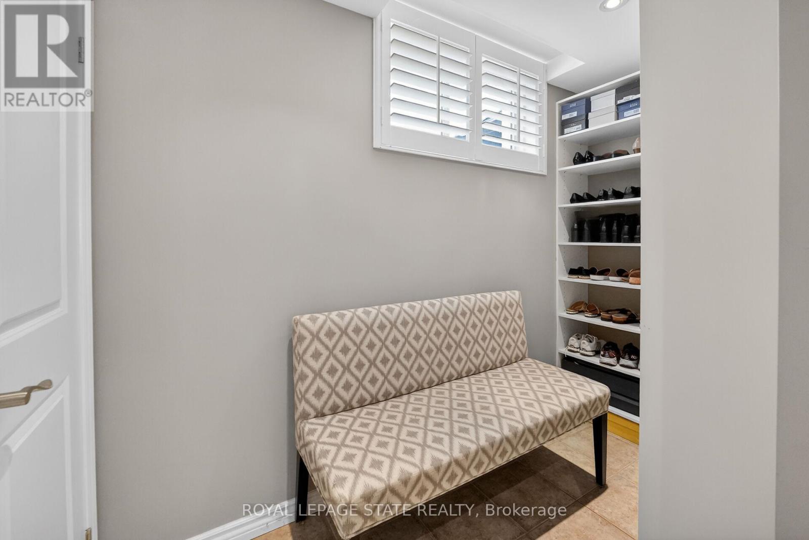 24 HEATHCOTE COURT - 49
