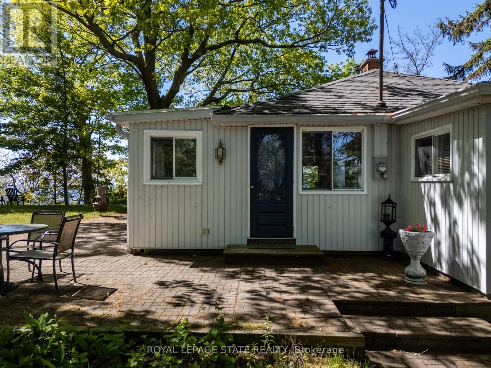 689 SANDY BAY ROAD - 13