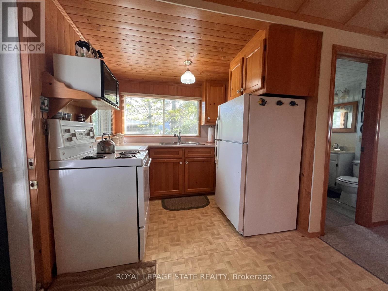689 SANDY BAY ROAD - 17