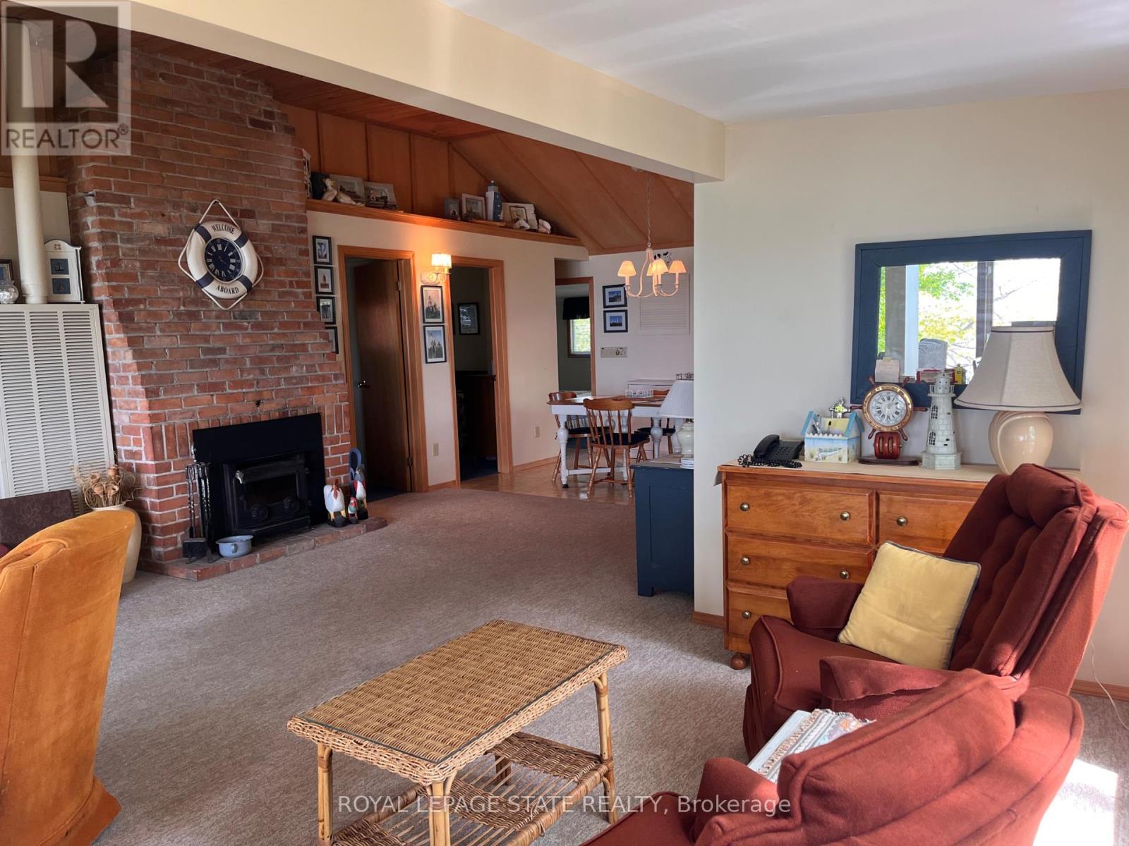 689 SANDY BAY ROAD - 23