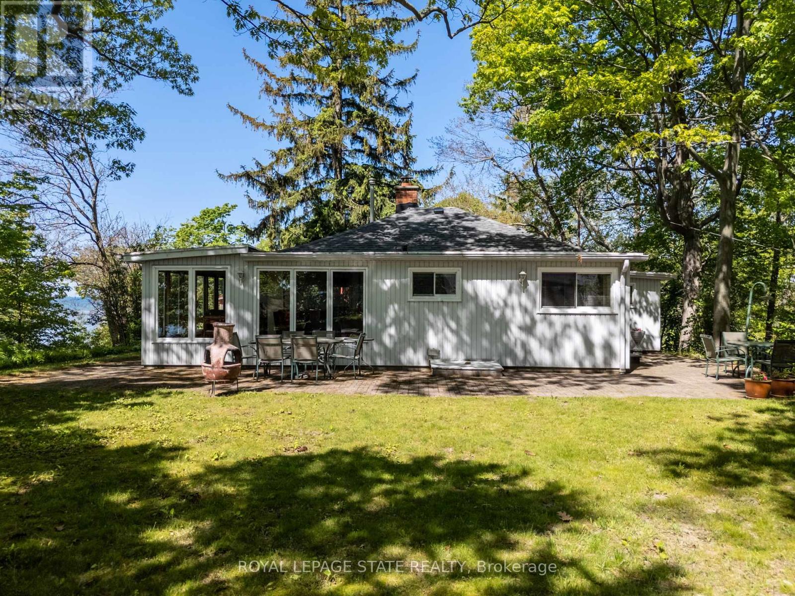 689 SANDY BAY ROAD - 5