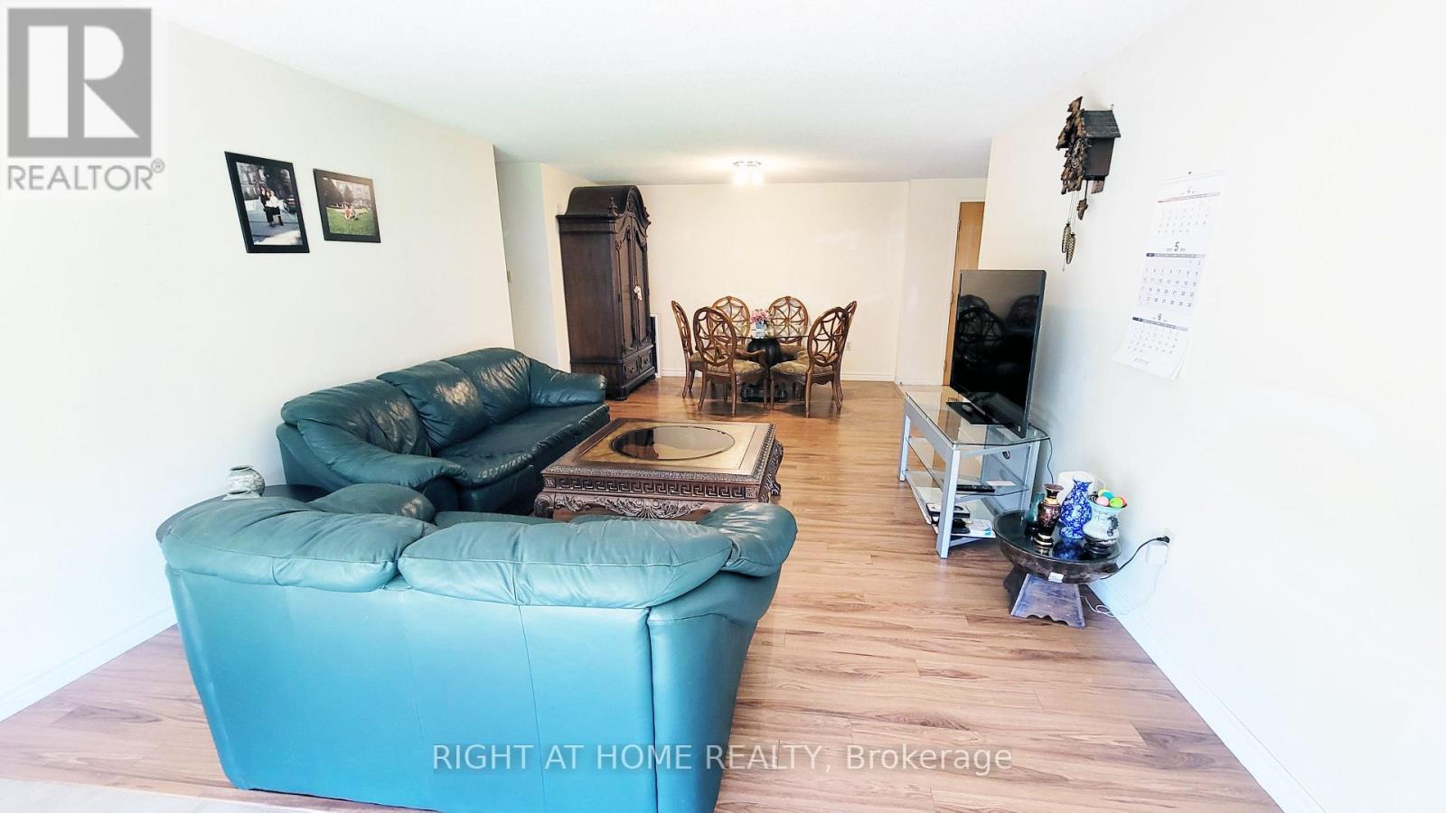 #302 55 BLUE SPRINGS DRIVE - 10