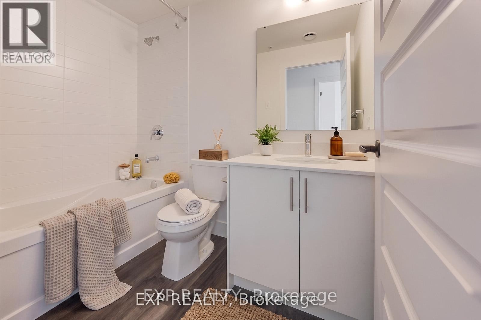 #516 103 ROGER STREET - 31