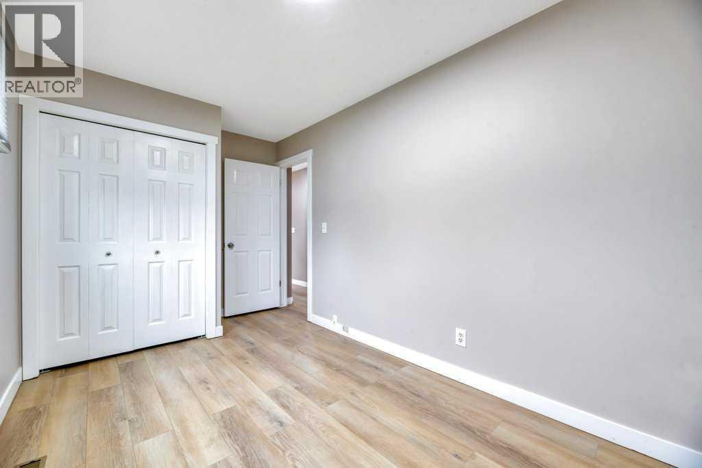 119 Strathaven Crescent - 23