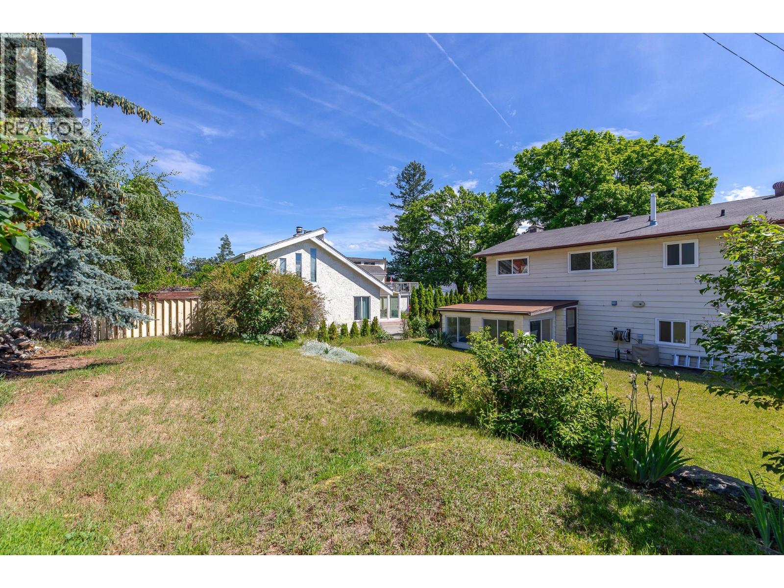 14812 Downton Avenue - 48