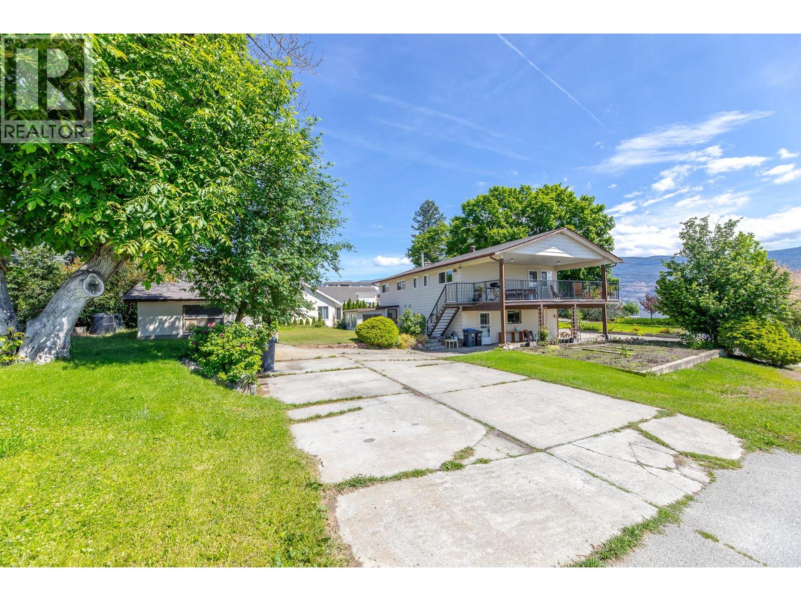 14812 Downton Avenue - 46