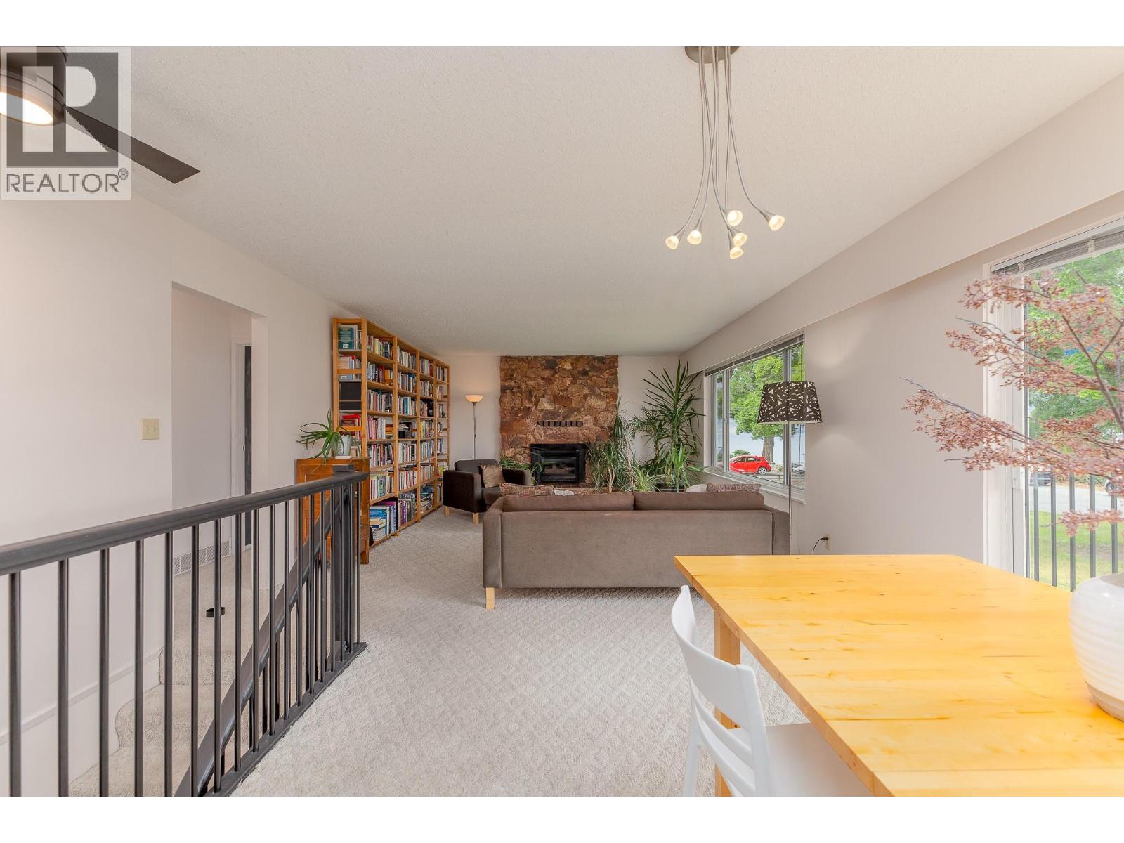 14812 Downton Avenue - 7