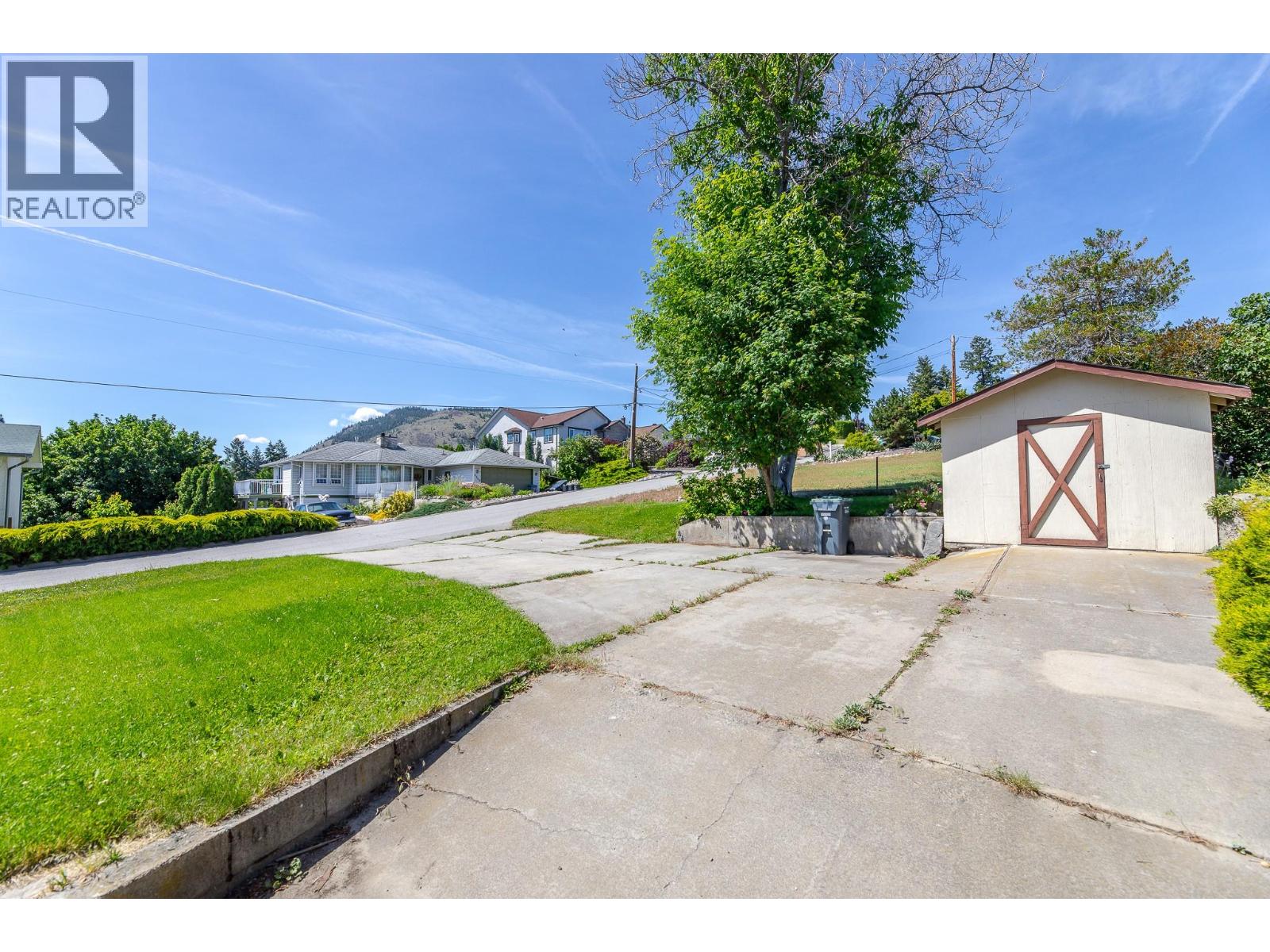 14812 Downton Avenue - 51