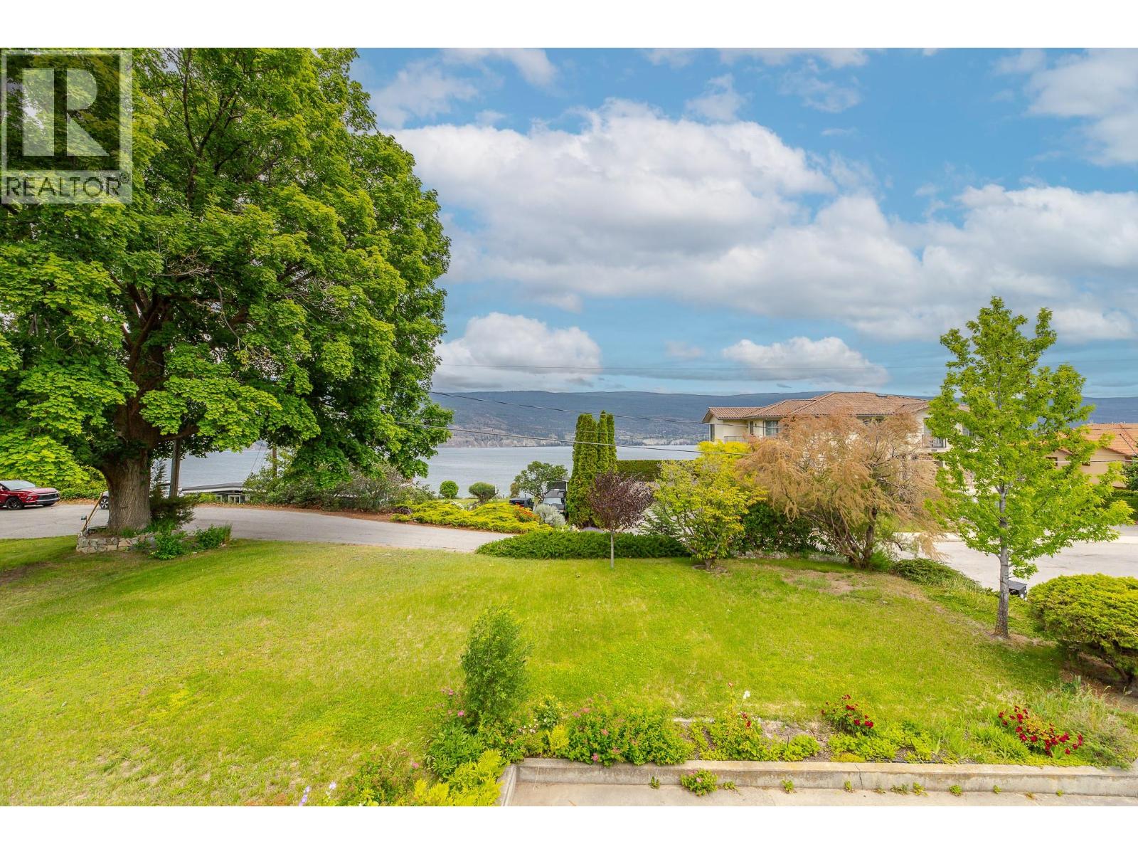 14812 Downton Avenue - 25