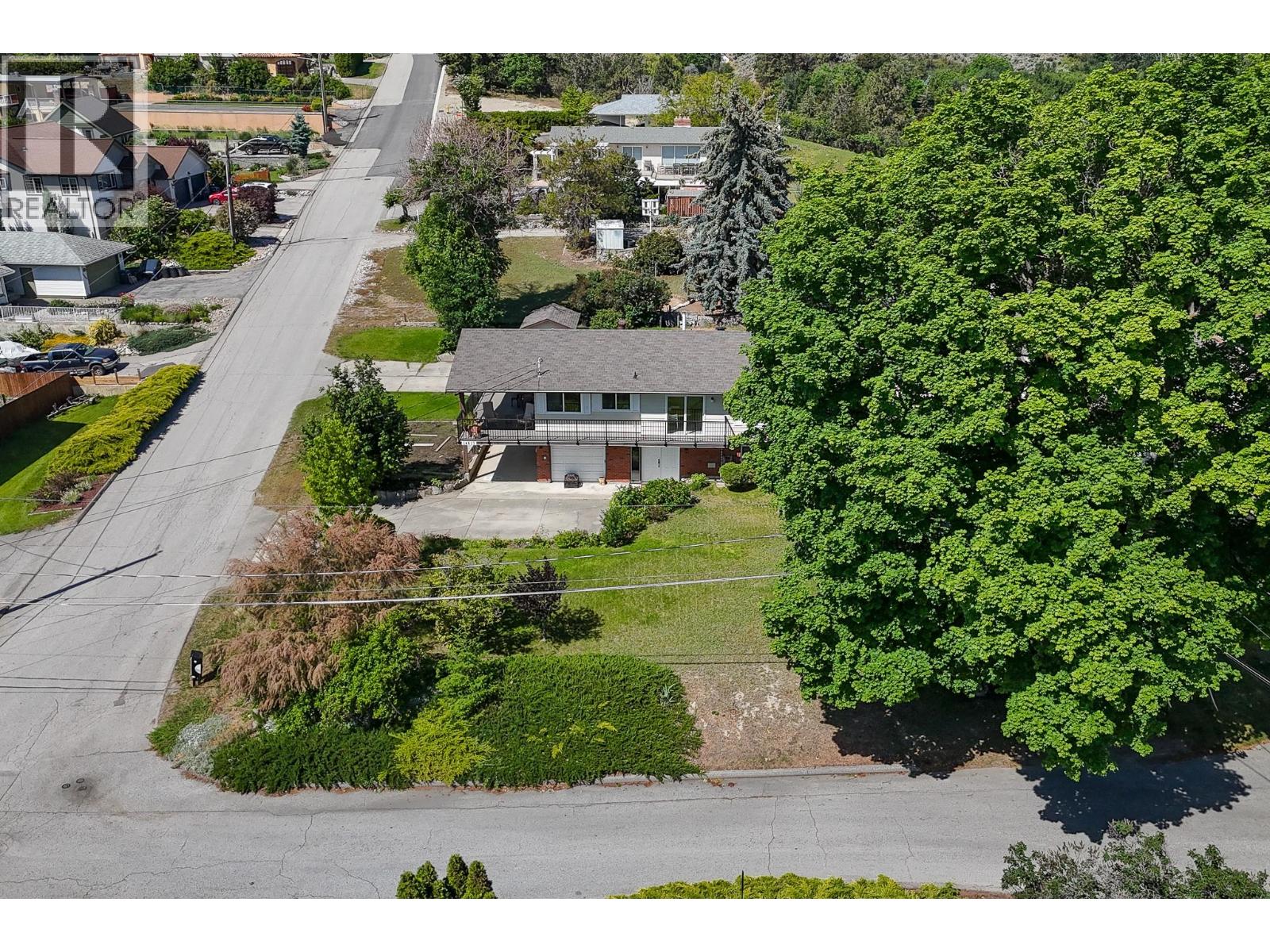 14812 Downton Avenue - 65