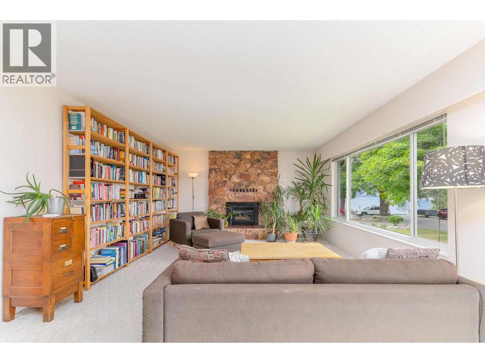 14812 Downton Avenue - 4