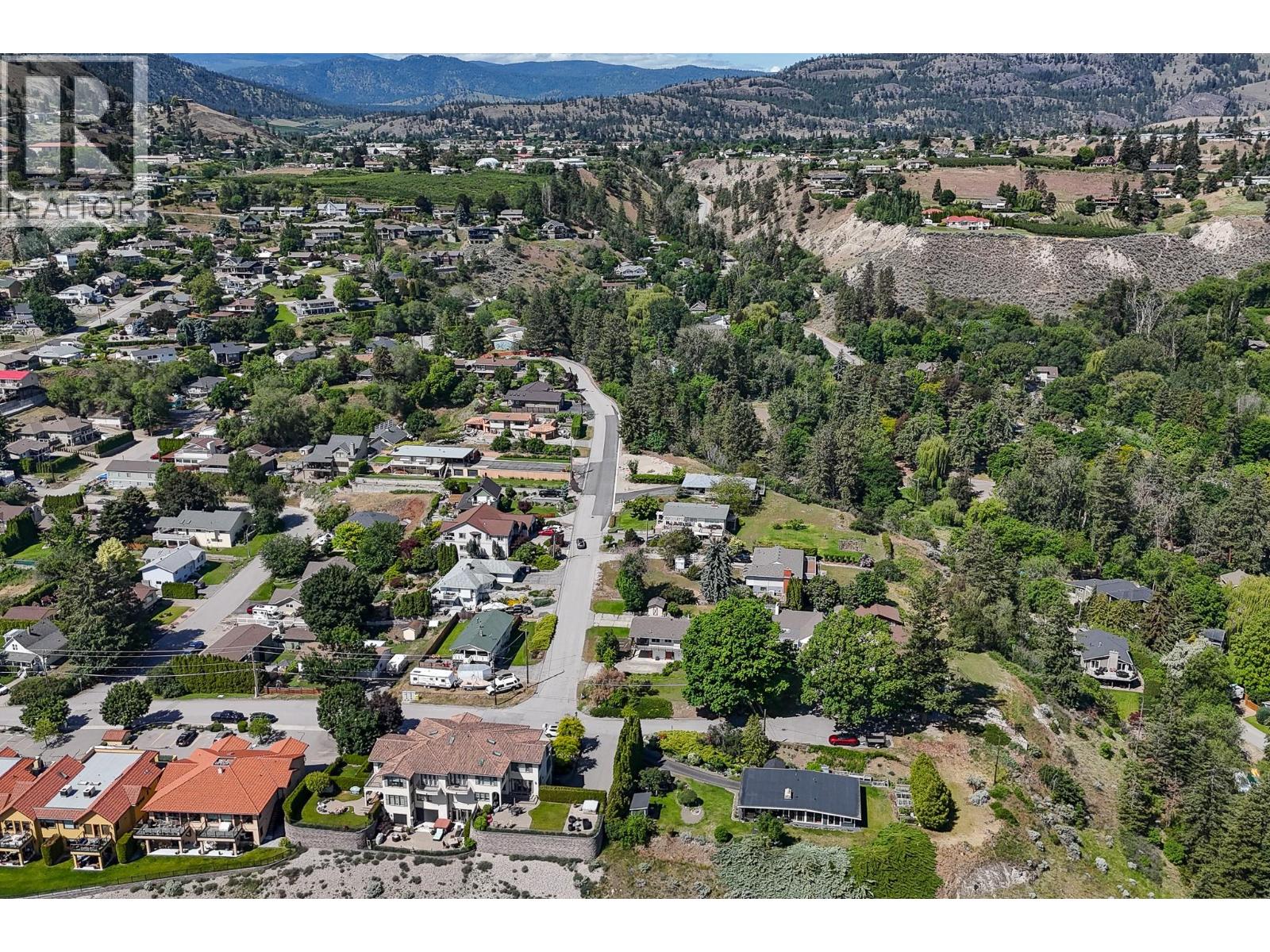 14812 Downton Avenue - 58