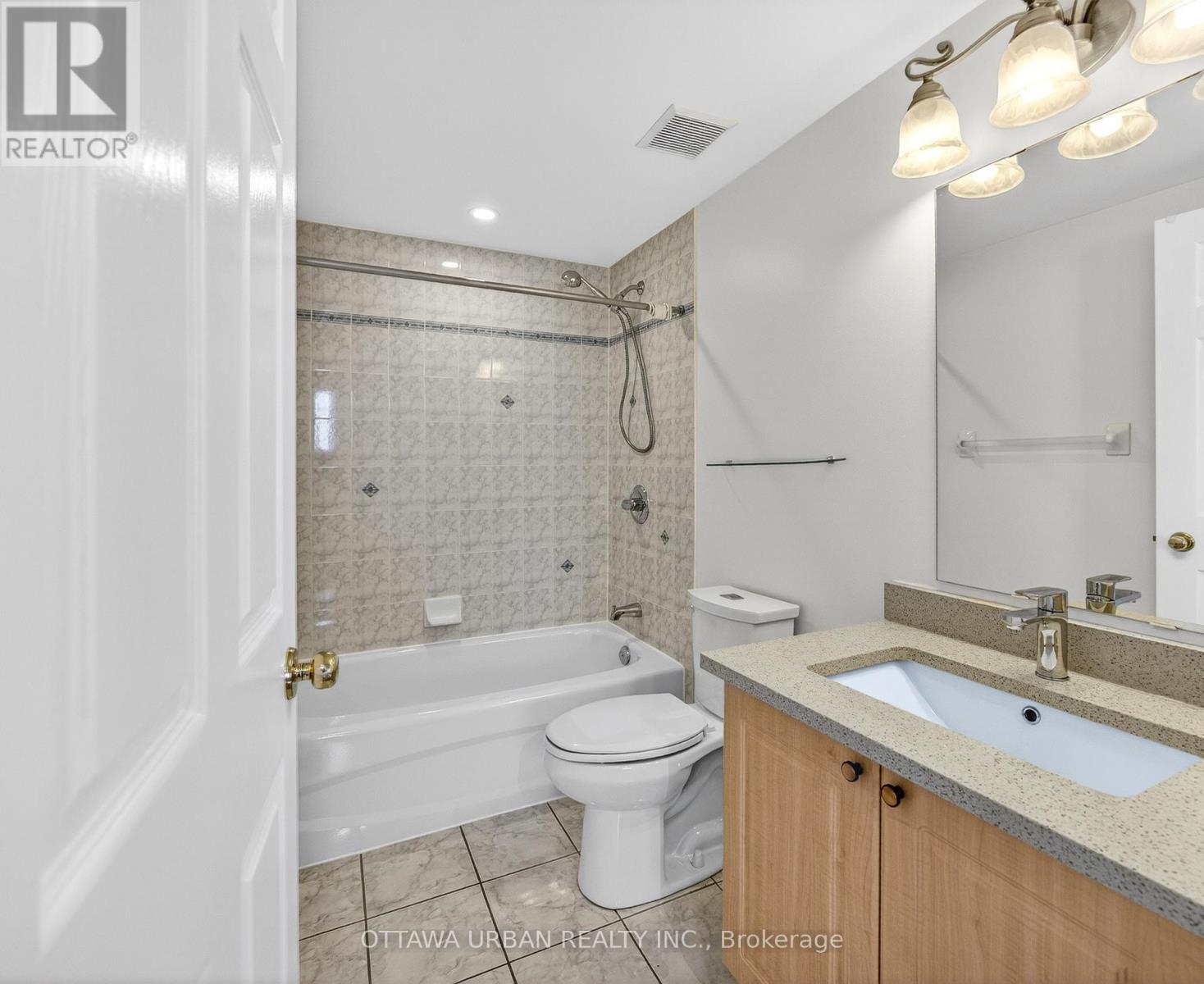 127 CASTLE GLEN CRESCENT - 40