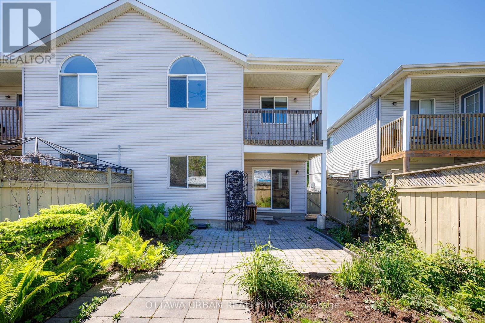127 CASTLE GLEN CRESCENT - 47