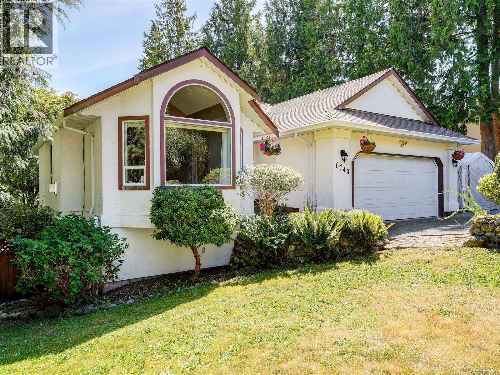 6749 Rhodonite Dr - 1