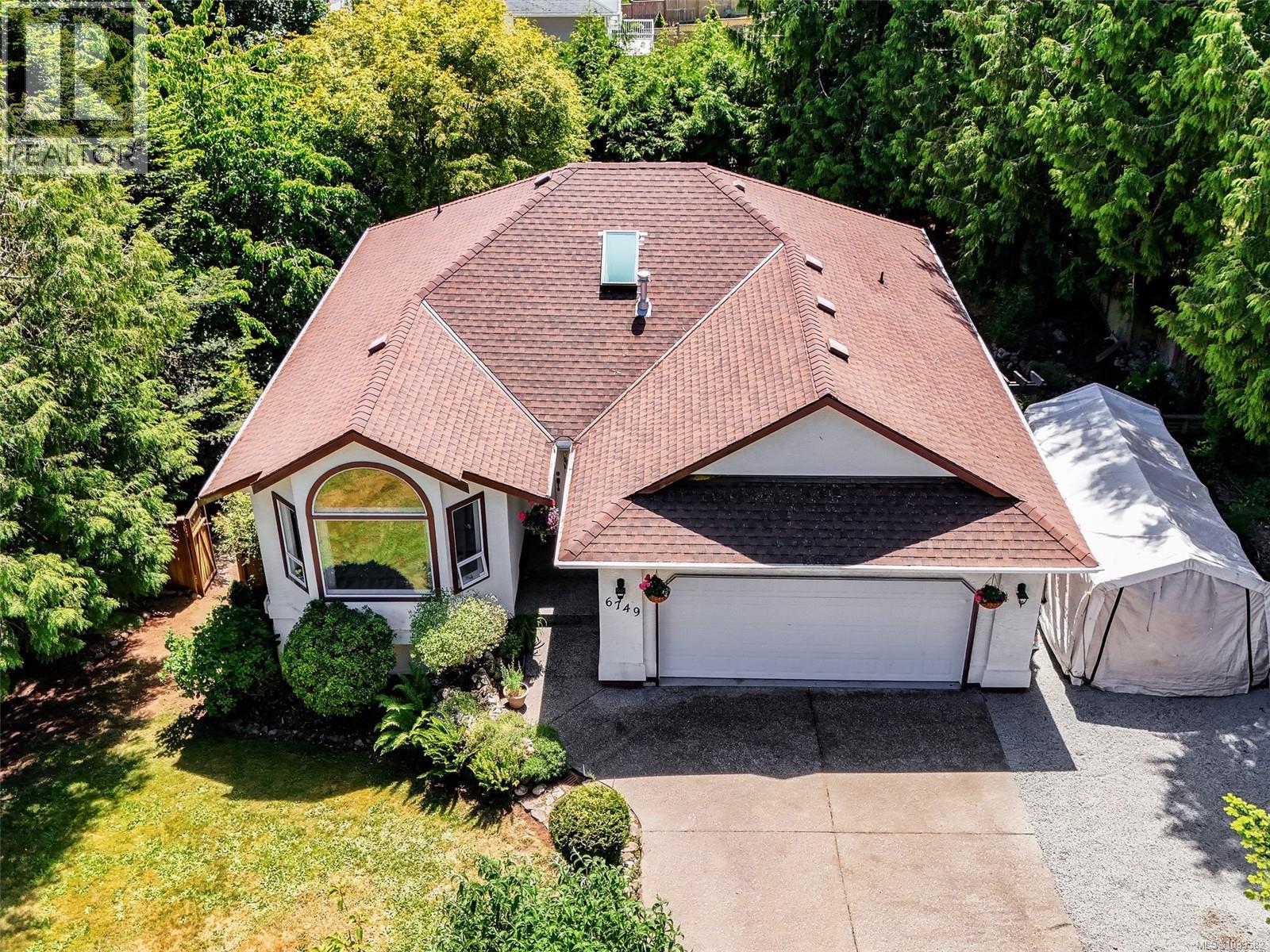 6749 Rhodonite Dr - 36