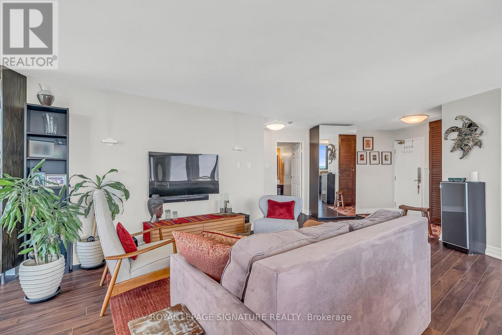 #1702 250 QUEENS QUAY W - 16